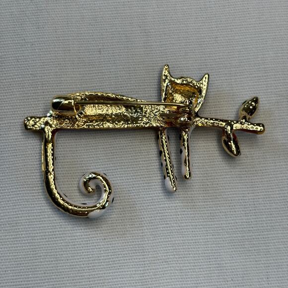 Lazy Kitty Cat Lounging on a Branch Brooch Pin Enamel Quirky Artsy Cat Lover* - Picture 3 of 5